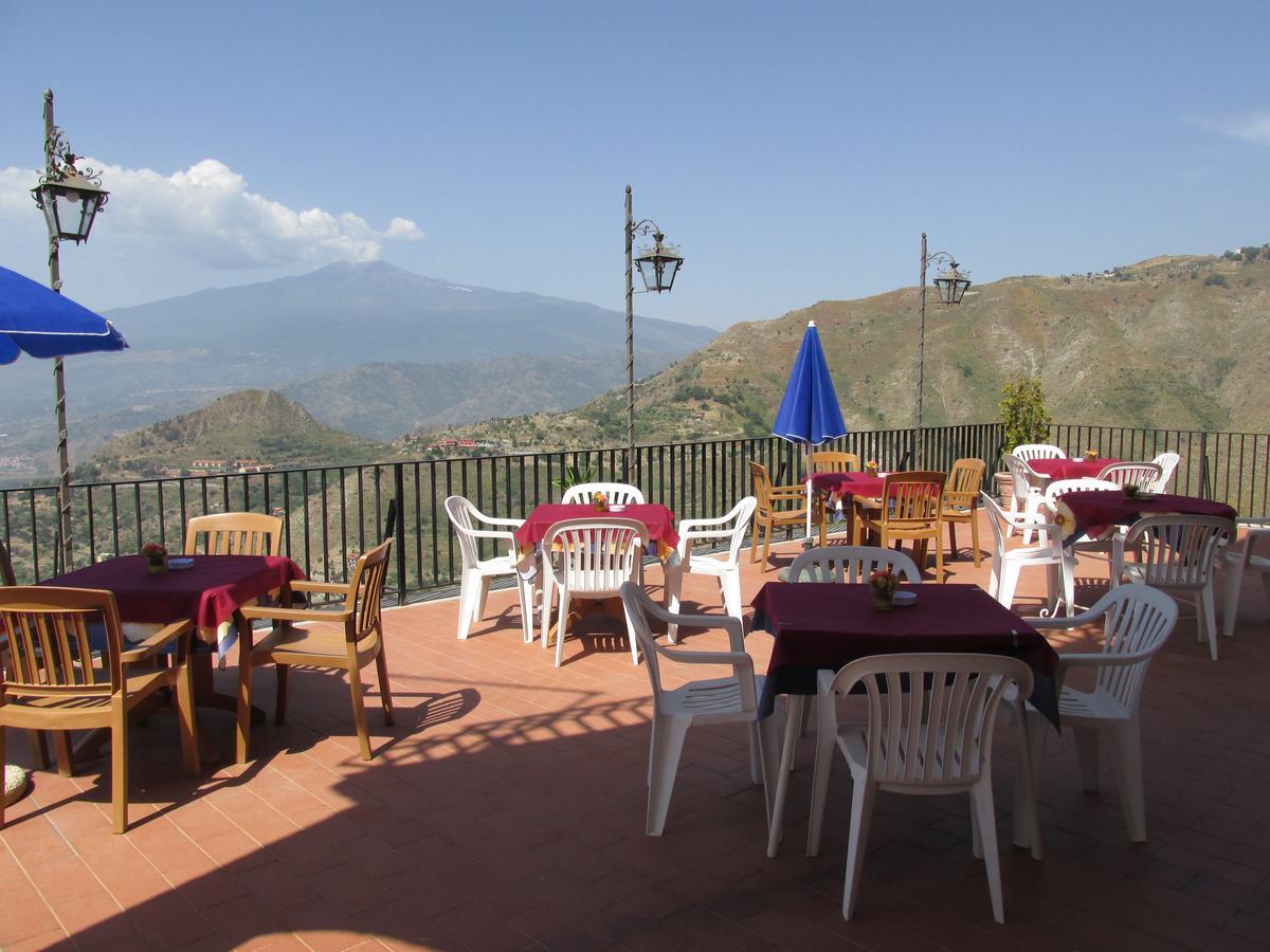 Hotel Panorama Di Sicilia カステルモーラ エクステリア 写真